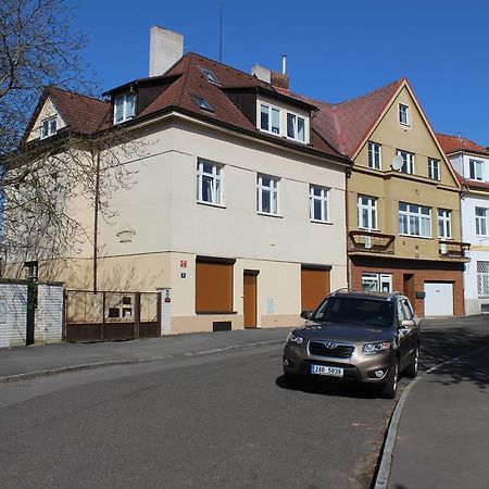 Pension Hanspaulka Prague Exterior photo